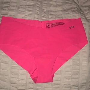 ❤️Victoria Secret seamless pink panties❤️